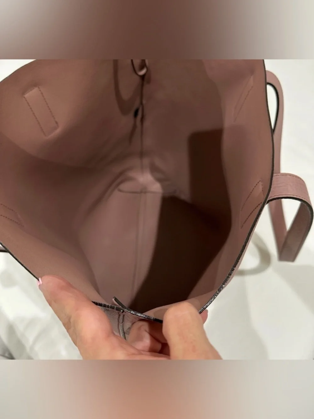 Gucci Large Nude Leather Tote - Picture 11 of 15